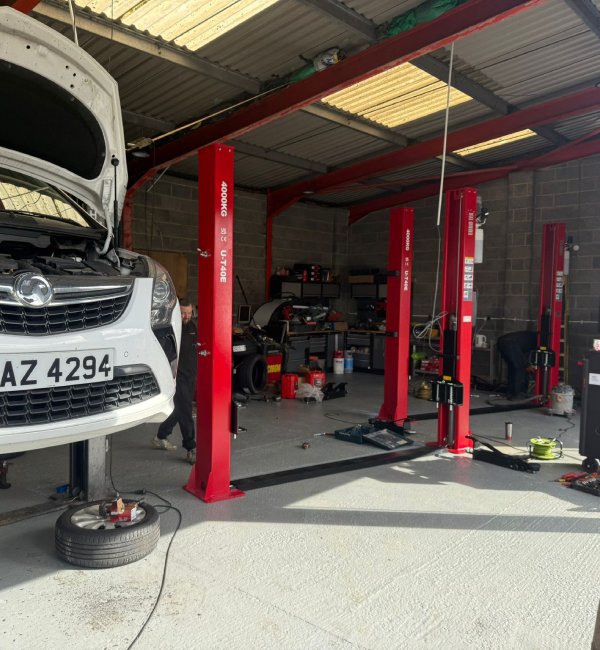 Mechanic In Scunthorpe, The Unit Auto Services-4